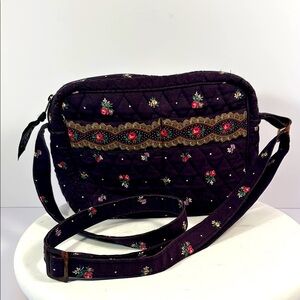 Vera Bradley Navy Blue w Roses & Border 2 Outside Pockets Good for Bible Bag